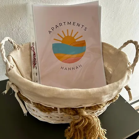 Hannah Apartment